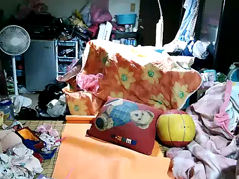 jamescheng27390 online show from September 9, 2025, 6:35 am