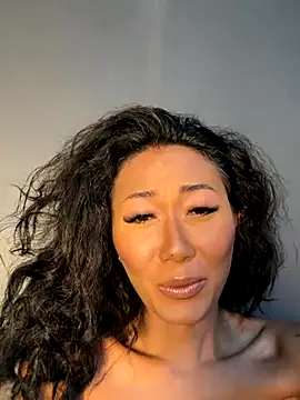 thai-dreamgirl online show from October 3, 2025, 11:35 pm