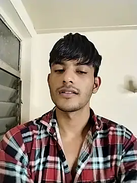 kingkartik7 online show from February 22, 2025, 7:14 pm