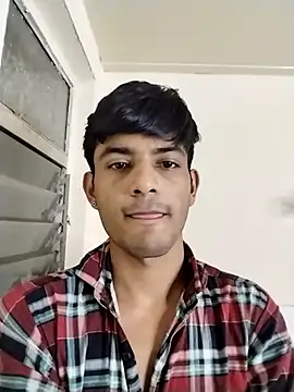 kingkartik7 online show from February 28, 2025, 3:04 pm