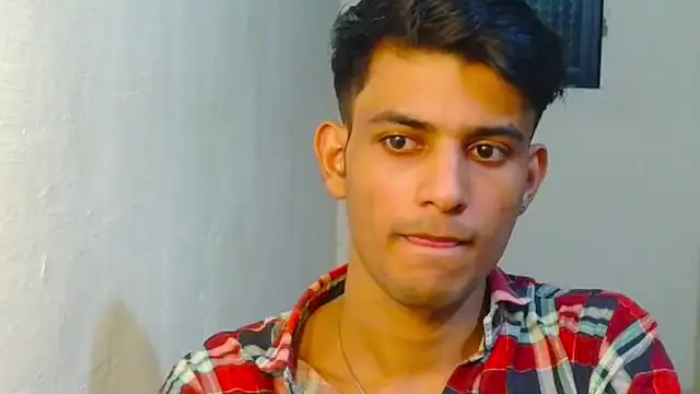 kingkartik7 online show from September 11, 2025, 5:13 pm