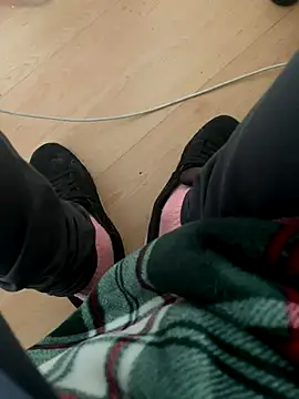 louiv93000 online show from January 6, 2026, 11:47 am