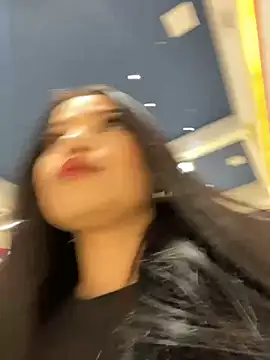 Chloe  Moon online show from December 17, 2024, 1:16 pm