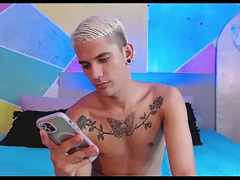 tylor boy online show from March 6, 2026, 10:06 pm