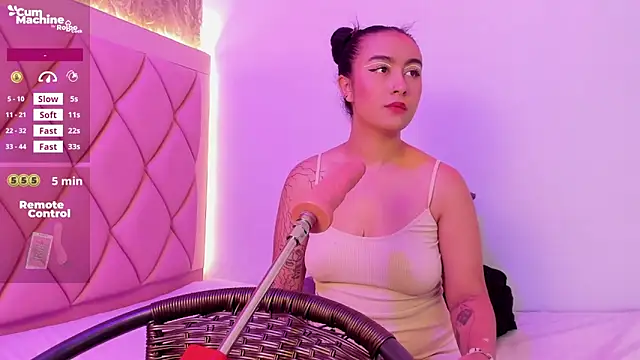 AntonellaQueenn online show from February 7, 2026, 11:25 am