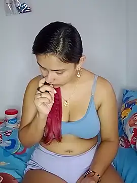 Snapshot of sariitha_sw chatting on September 10, 2025, 4:29 pm sariitha sw online show from September 10, 2025, 4:29 pm