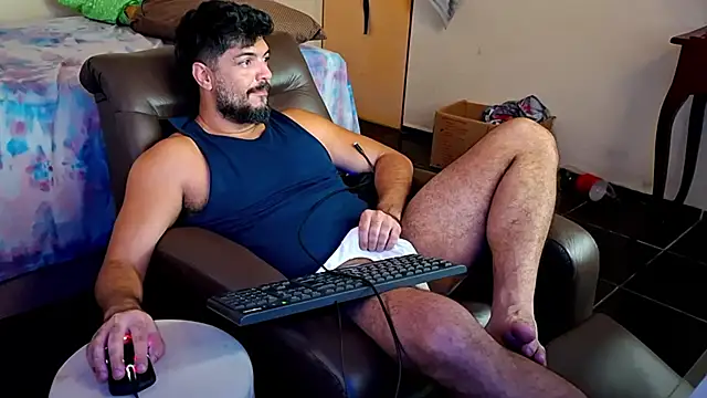 Snapshot of LUH133 chatting on February 7, 2026, 5:16 pm LUH133 online show from February 7, 2026, 5:16 pm