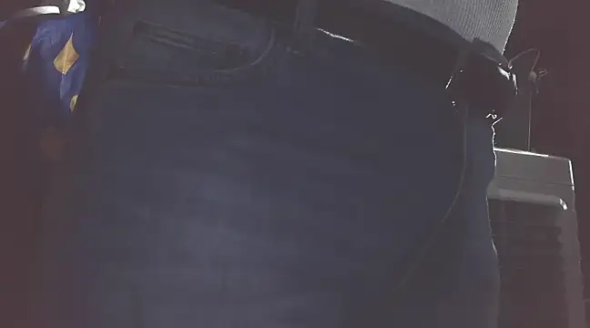 Snapshot of briefsguy4life@xh chatting on March 16, 2025, 4:41 am briefsguy4lifexh online show from March 16, 2025, 4:41 am