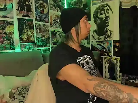 jonhcarrie online show from April 3, 2026, 1:47 am