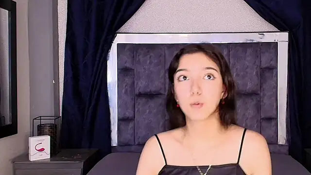 Marcelaa fox online show from January 10, 2025, 8:04 pm