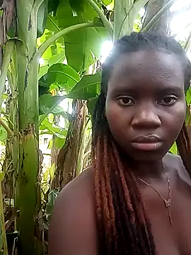 Snapshot of Black_juicy24 chatting on February 2, 2025, 8:24 am Black juicy24 online show from February 2, 2025, 8:24 am