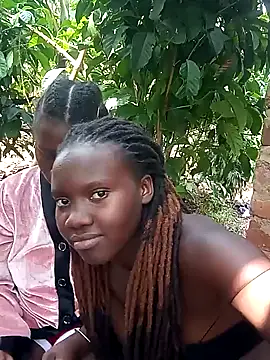 Snapshot of Black_juicy24 chatting on February 2, 2025, 11:30 am Black juicy24 online show from February 2, 2025, 11:30 am