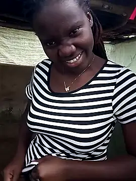 Snapshot of Black_juicy24 chatting on February 5, 2025, 9:15 am Black juicy24 online show from February 5, 2025, 9:15 am