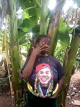 Snapshot of Black_juicy24 chatting on February 10, 2025, 1:55 pm Black juicy24 online show from February 10, 2025, 1:55 pm