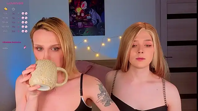  yourFoxy  online show from January 11, 2026, 6:02 pm