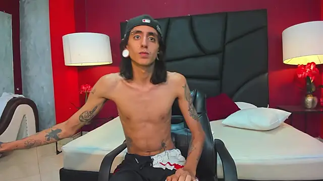 Matthew Dixonn online show from January 3, 2025, 7:38 am