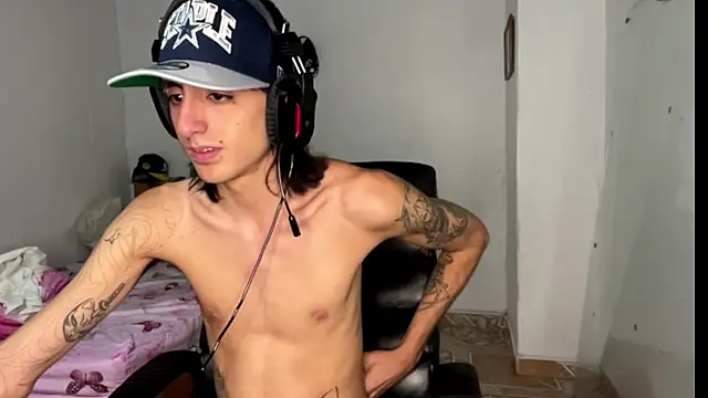 Matthew Dixonn online show from February 7, 2025, 4:59 am