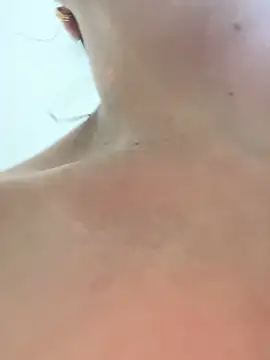 IsaValencia online show from January 15, 2025, 2:17 am