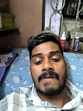 arppyyyxx online show from October 7, 2025, 8:28 pm