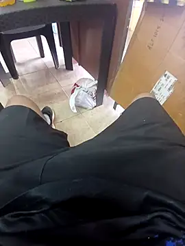 Snapshot of Alva14cm chatting on February 5, 2026, 6:34 pm Alva14cm online show from February 5, 2026, 6:34 pm