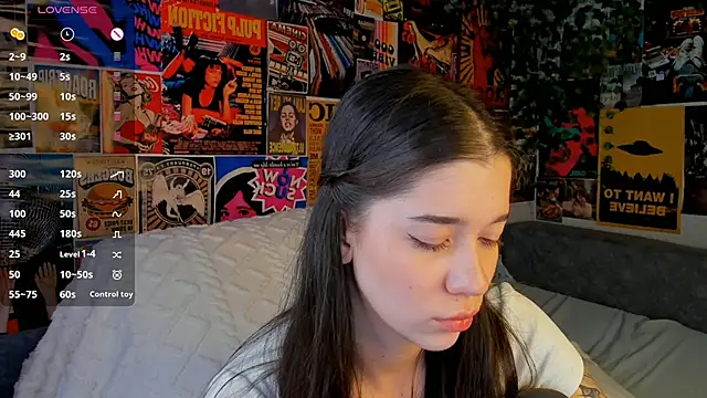 Butterflys1268 online show from March 1, 2025, 11:47 pm