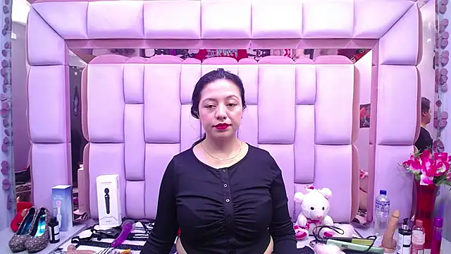 Snapshot of slut_anal_ chatting on September 13, 2025, 7:46 pm slut anal  online show from September 13, 2025, 7:46 pm