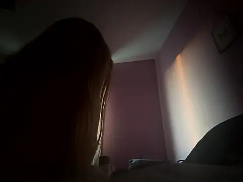 Snapshot of Naylee__ chatting on May 24, 2026, 6:46 pm Naylee online show from May 24, 2026, 6:46 pm