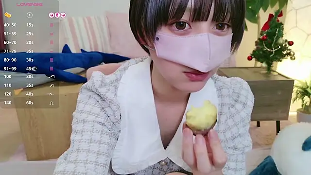 Snapshot of cohaku_329 chatting on December 12, 2024, 6:21 pm cohaku 329 online show from December 12, 2024, 6:21 pm