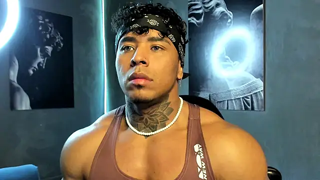 bradley smith online show from October 24, 2025, 3:47 am