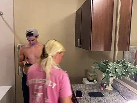 girlfriendmissy online show from June 9, 2026, 11:05 pm