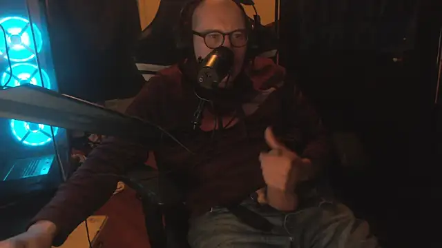 chicostick413 online show from November 17, 2025, 12:27 am