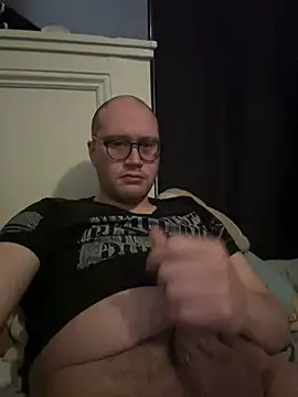 chicostick413 online show from April 1, 2026, 4:04 pm