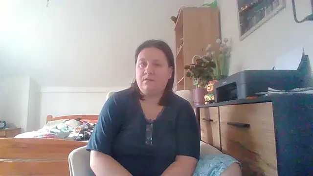 Snapshot of ReifeVenna chatting on September 15, 2025, 7:19 am ReifeVenna online show from September 15, 2025, 7:19 am