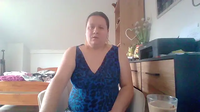 Snapshot of ReifeVenna chatting on September 29, 2025, 9:25 am ReifeVenna online show from September 29, 2025, 9:25 am