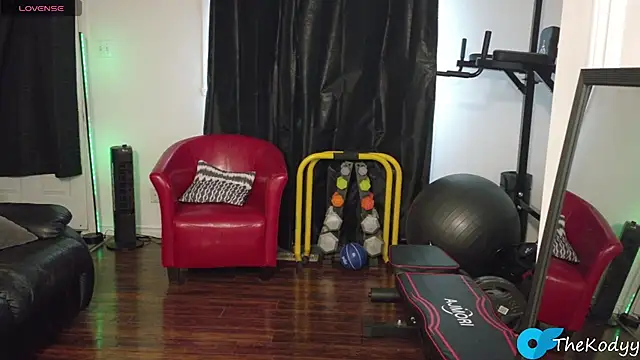 Snapshot of Thekodyy chatting on October 13, 2025, 11:54 am Thekodyy online show from October 13, 2025, 11:54 am