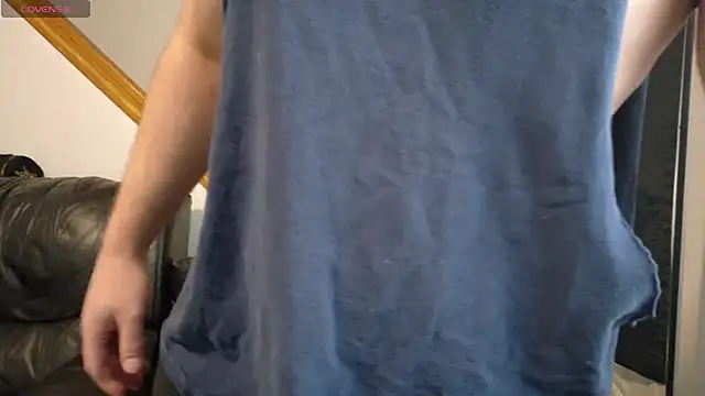 Snapshot of Thekodyy chatting on November 11, 2025, 1:55 pm Thekodyy online show from November 11, 2025, 1:55 pm