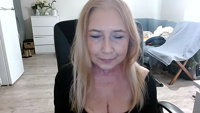 sofia xkiss online show from January 23, 2025, 7:54 am