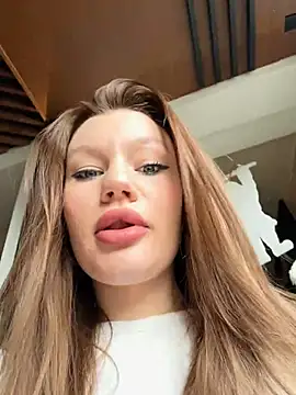 justmila online show from December 18, 2024, 11:34 am