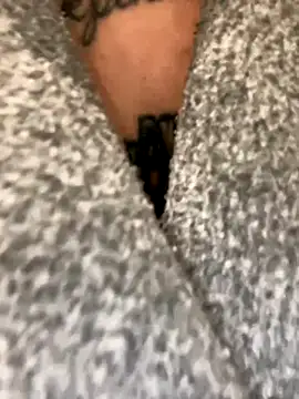 justmila online show from October 6, 2025, 11:40 am