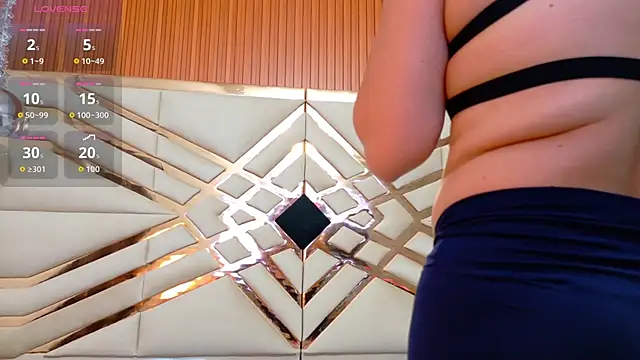 Sluttyandmature online show from March 19, 2026, 12:20 pm