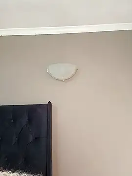 Shria107 online show from February 2, 2025, 2:45 pm