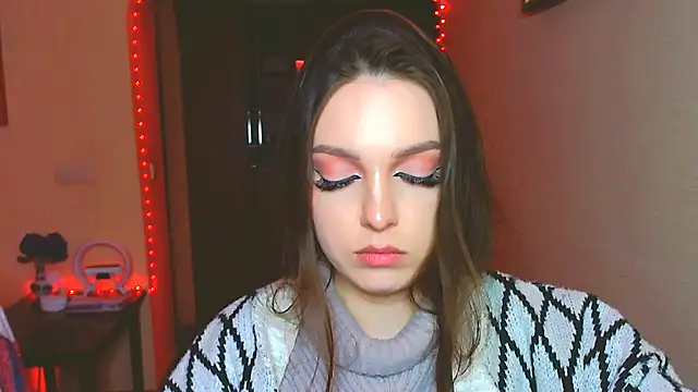 miss merciless  online show from February 13, 2025, 8:03 pm