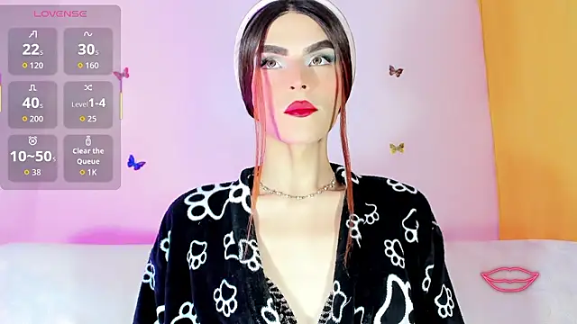 TatiGil online show from January 13, 2026, 7:30 pm