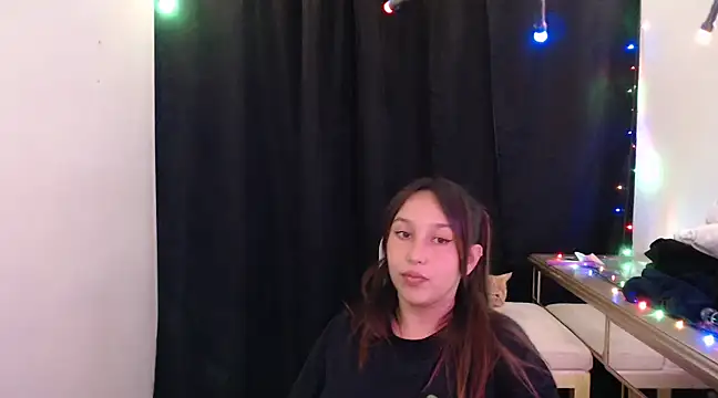 Skarlet Adams28 online show from January 21, 2025, 1:08 am