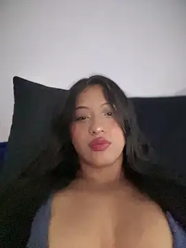 Estefanii- online show from November 4, 2025, 10:58 am