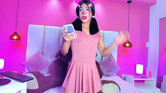 DanniiGrovers online show from February 6, 2025, 4:31 am