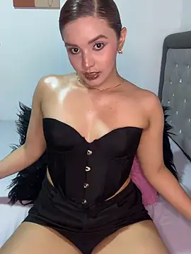 Melanyprada online show from June 5, 2026, 4:30 am