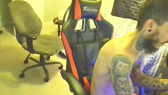 XMeF10 online show from February 1, 2025, 2:56 pm