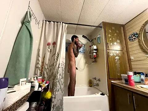 Snapshot of XMeF10 chatting on November 15, 2025, 11:10 pm XMeF10 online show from November 15, 2025, 11:10 pm