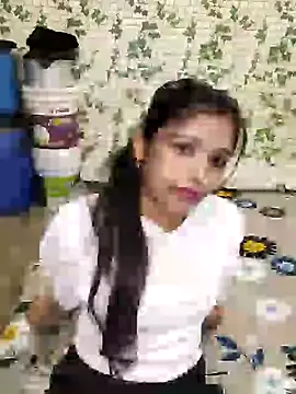 Snapshot of Dirty_couple_11 chatting on December 8, 2024, 8:30 am Dirty couple 11 online show from December 8, 2024, 8:30 am